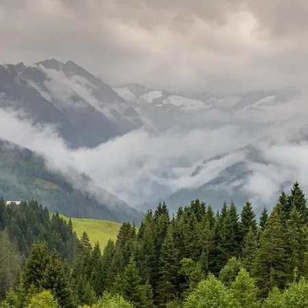 بيت ضيافة ميكايلا 3*