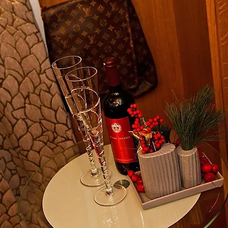 ميكايلا بيت ضيافة جيرلوس